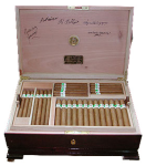 Vegueros 135th Aniversario Humidor packaging